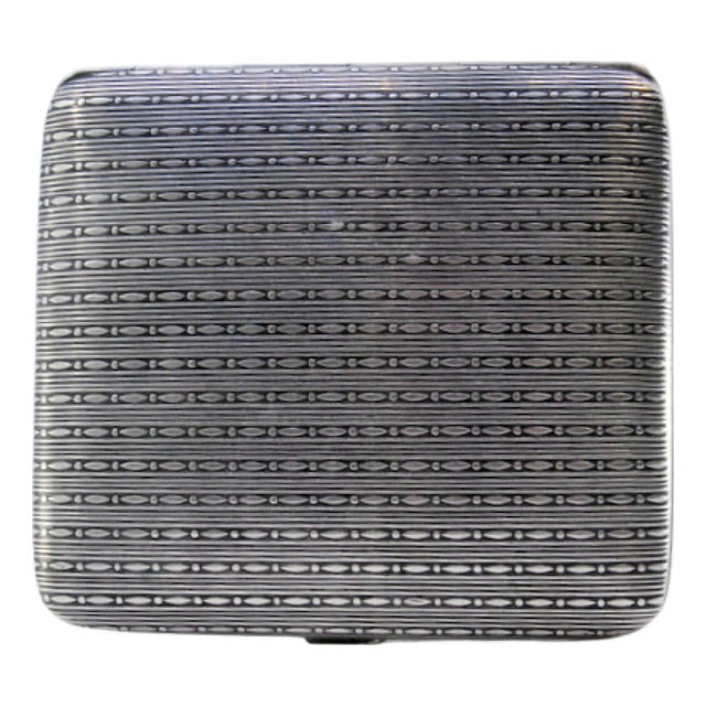 Silver Cigarette Case with Square-Shaped Chiseled Reliefs and Hinged Lid For Sale