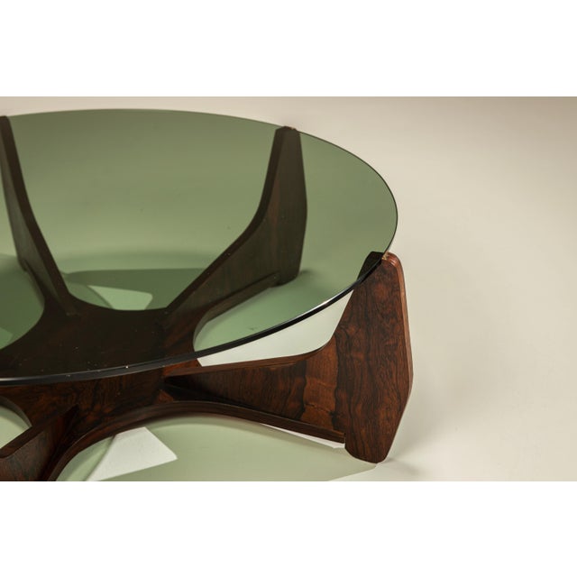 Brown Round Coffee Table Veneered in Rosewood, Italy, 1960s For Sale - Image 8 of 12