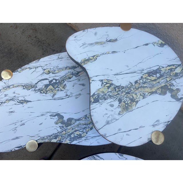 Wood Mid 20th Century Multi-Tier Atomic Biomorphic Coffee/ End Tables -Set of 3 For Sale - Image 7 of 13