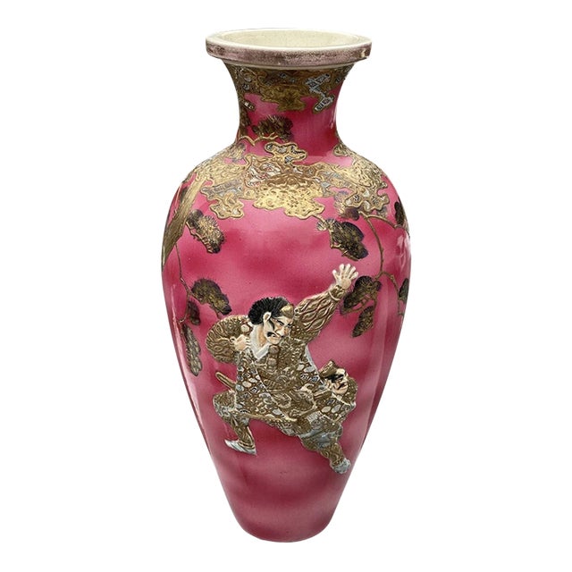 18" Fine & Large Antique Pink Satsuma Deep Relief Warrior Vase Meiji Era 19th C. For Sale