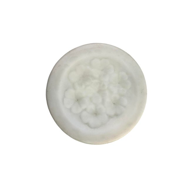 Mid 20th Century Vintage Phoenix Consolidated Attrib. Art Glass Hydrangea Flowers Vase For Sale - Image 5 of 5