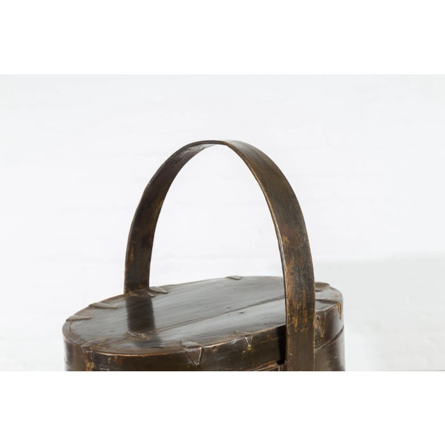 Early 20th Century Chinese Early 20th Century Oval Carrying Basket with Large Bamboo Handle For Sale - Image 5 of 10