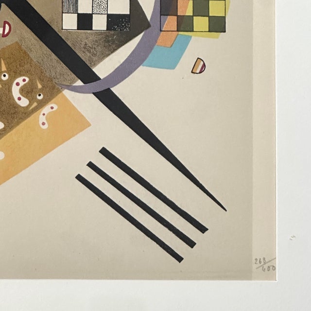 Wassily Kandinsky (1866-1944) - Vintage Abstract ‘Fond Blanc’ Lithograph on Art Paper, Numbered For Sale - Image 4 of 8
