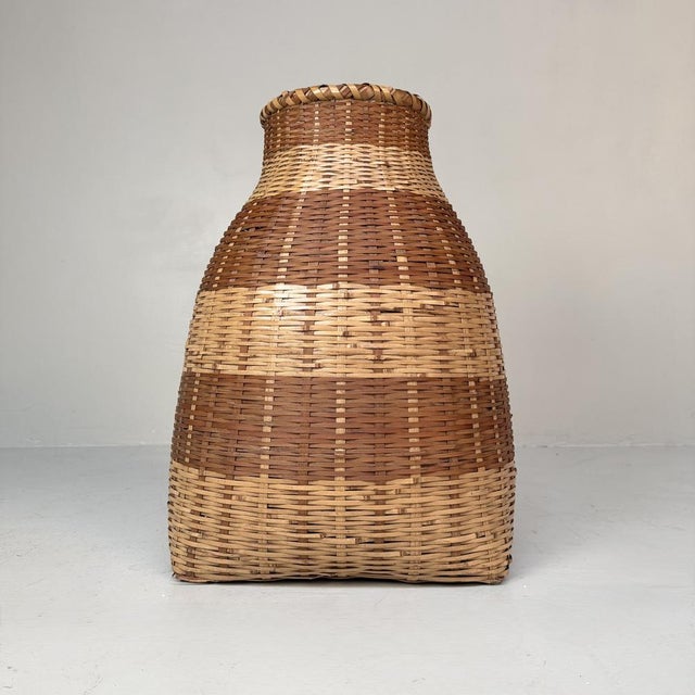Mid-Century Modern Japanese Bamboo Ikebana Basket / Hanakago, 1950s For Sale - Image 3 of 10