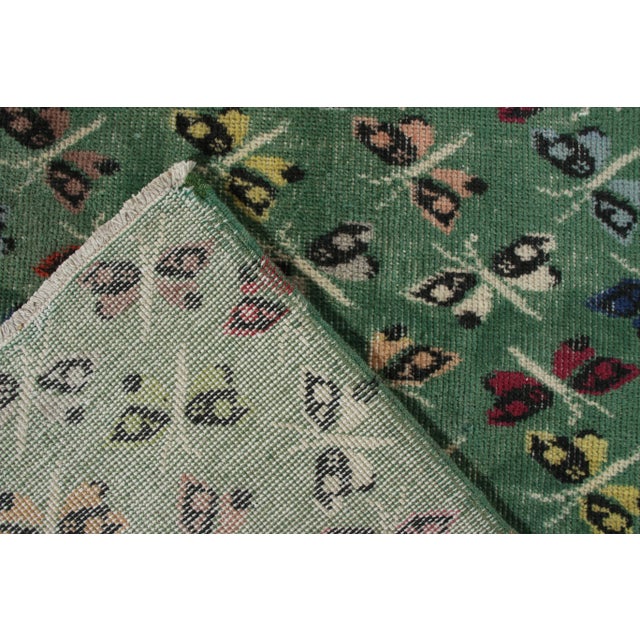 1960s 1960s Vintage Art Deco Rug in a Green, White, Multicolor Pictorial Pattern For Sale - Image 5 of 6