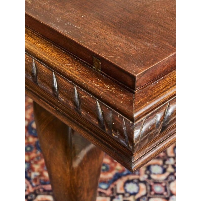 2000 - 2009 English Extendable Coffee Table For Sale - Image 5 of 14