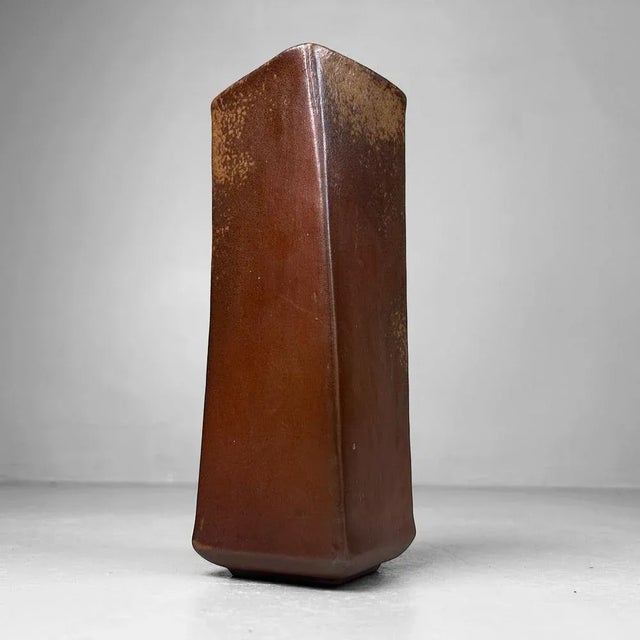 1970s Organic Japanese Bizen Ikebana Vase, 1970s For Sale - Image 5 of 16