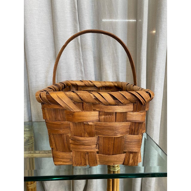 Vintage 1950s handmade in the USA, wood veneer flowers/veggies harvest basket.