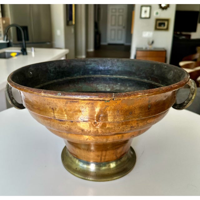 French Antique Copper & Brass Champagne Cooler or Planter For Sale In Palm Springs - Image 6 of 18