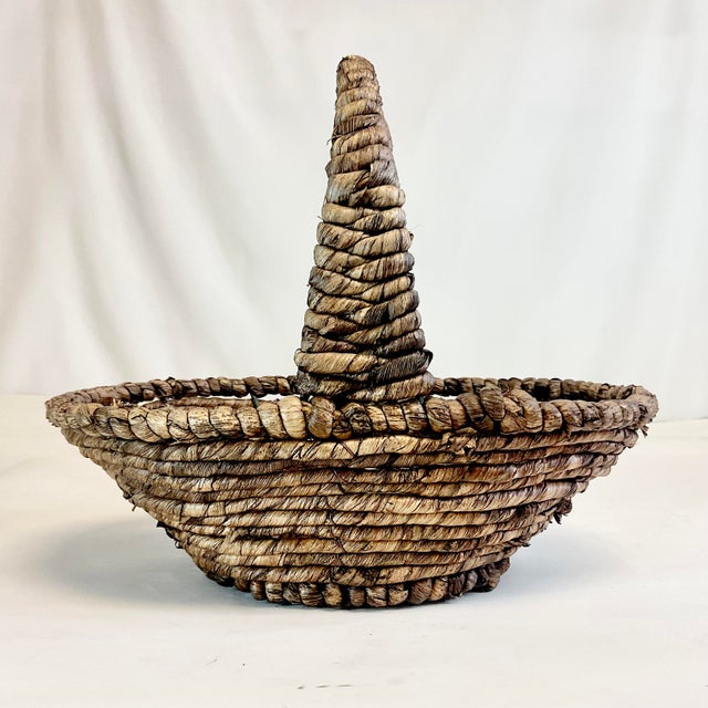 1980s Vintage Boho Chic Coastal Twisted Seagrass Basket For Sale - Image 5 of 9
