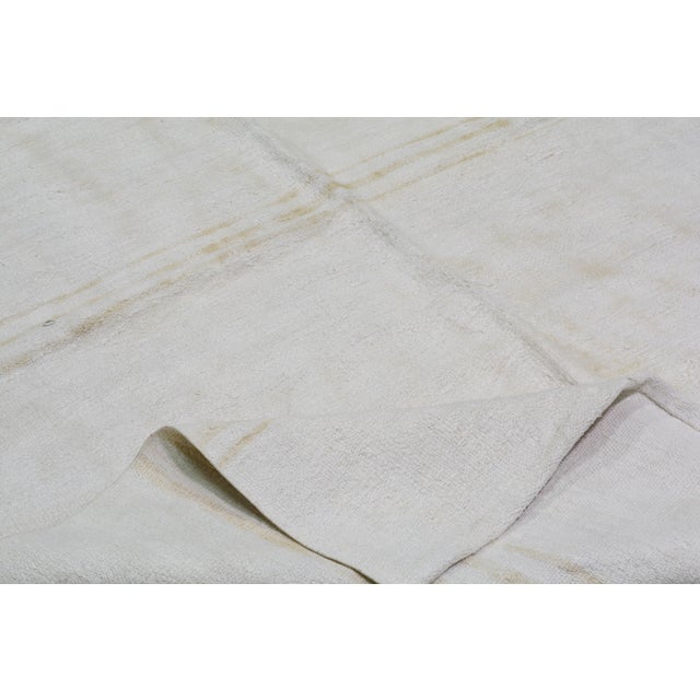 1950s Vintage Turkish Flatweave Hemp Rug, 5'5''x7'5'' For Sale - Image 5 of 6