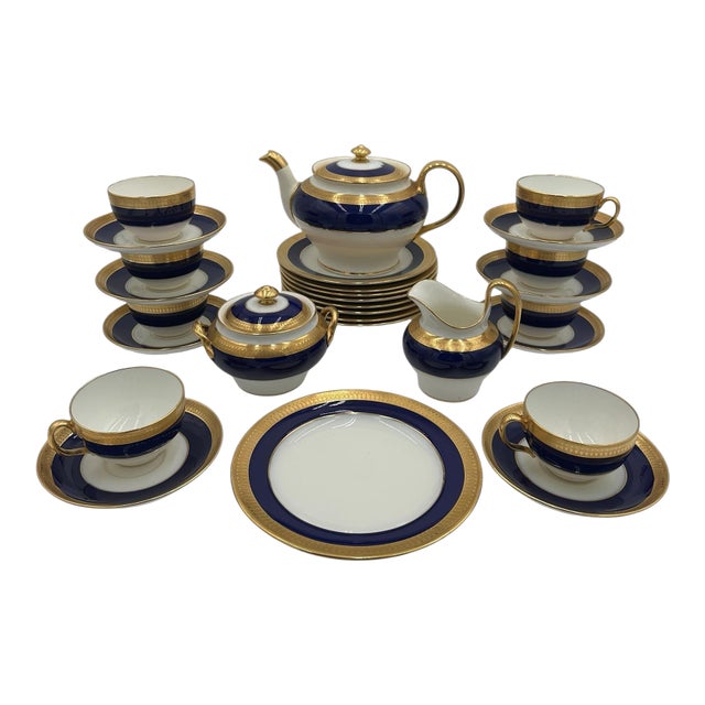 Mid 20th Century Minton “Cobalt & Gold” Pattern G6262 – Complete Tea Set for Eight - 30 Pieces For Sale