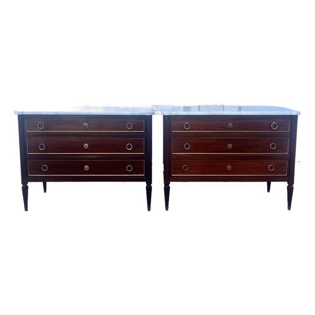 French 19th Century Louis XVI Pair of Mahogany Carrara Marble Top Commode For Sale