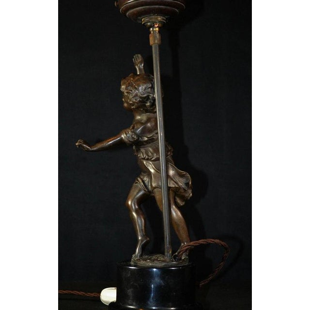 Art Deco Bronze Figural Lamp with Marbled Saturn Glass Shade, 1920 For Sale - Image 6 of 14