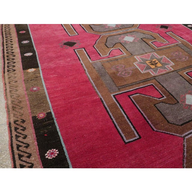 Galerie Shabab Collection Mid-20th Century Handmade Turkish Anatolian Long & Narrow Gallery Carpet For Sale In New York - Image 6 of 10