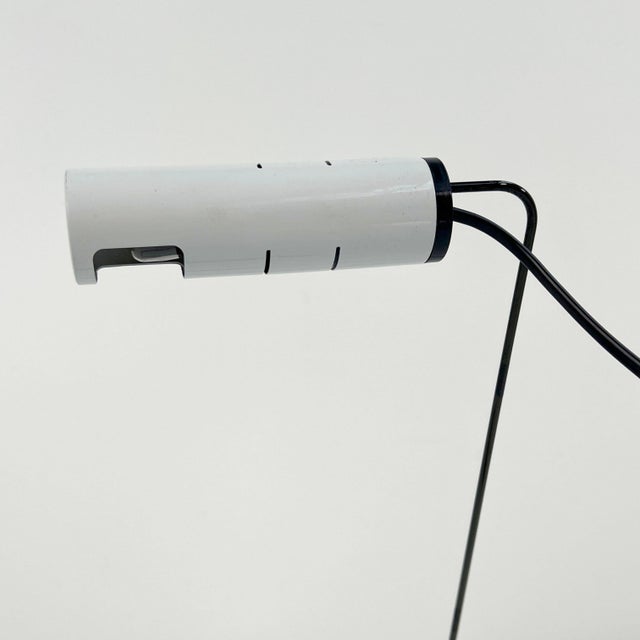 Vico Magistretti Slalom Desk Lamp by Vico Magistretti for Oluce, 1980s For Sale - Image 4 of 9