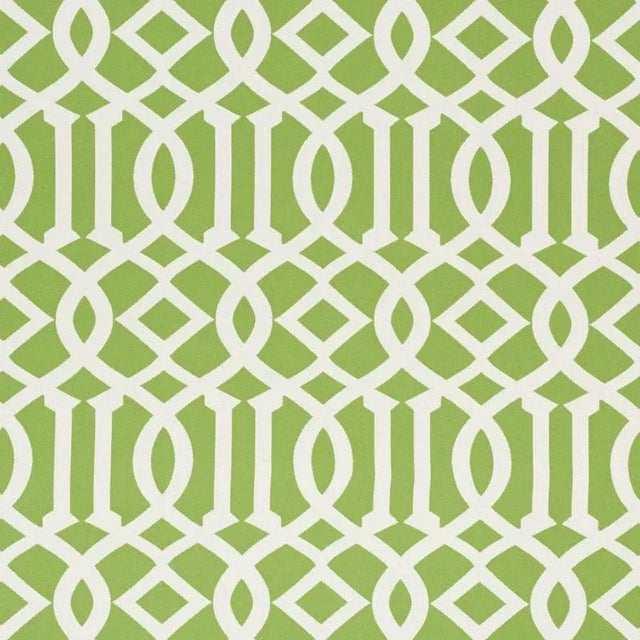 An iconic Schumacher design, this woven jacquard version of Imperial Trellis takes Hollywood Regency glamour outdoors....