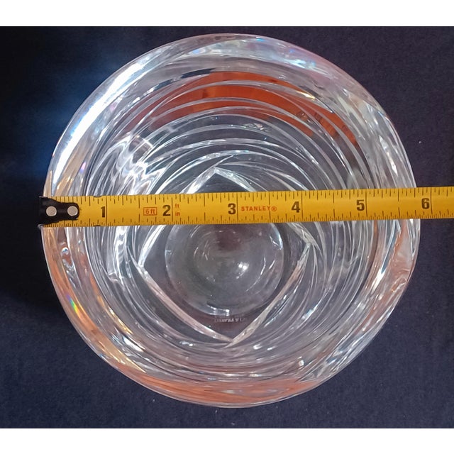 Vintage 1996 Tiffany & Co Emil Brost Mouthblown Hand Cut Waves Crystal Vase 8" For Sale - Image 12 of 13