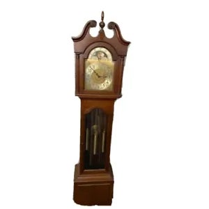 Mid 20th Century Colonial Chippendale Style Tall Case Clock Grandfather Clock Zeeland Michigan For Sale - Image 5 of 13