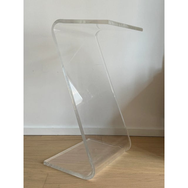 1970s Vintage Mid-Century Lucite Z-Shaped Coffee Table Base For Sale In New York - Image 6 of 11
