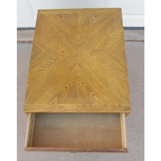 American of Martinsville American of Martinsville Mid Century Modern End Table For Sale - Image 4 of 12