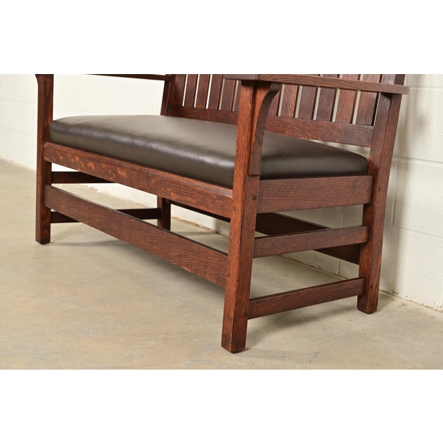 Wood L. & J. G. Stickley Antique Mission Oak Arts & Crafts Bench or Settle Sofa, Circa 1910 For Sale - Image 7 of 10
