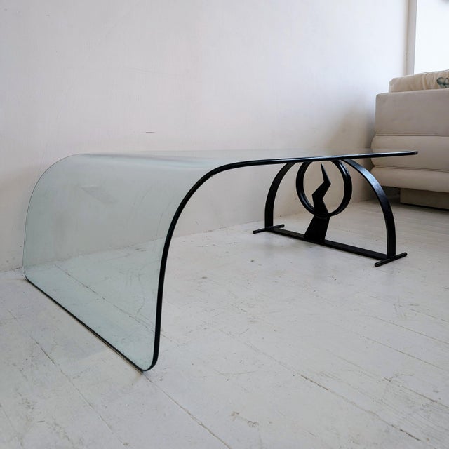 1980s Large Vintage Postmodern Glass Coffee Table with Lightning Bolt Base, 1980s For Sale - Image 5 of 12