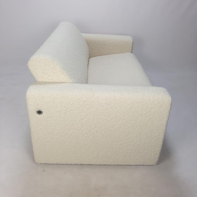 Mid-Century Modern Model 691 Two-Seat Bench in Bouclé Fabric from Artifort, 1980s For Sale - Image 3 of 9