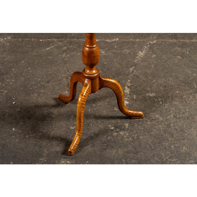 Antique Flamed Maple Tilt-Top Table on Tripod Base With Tiger Grain For Sale In Chicago - Image 6 of 7
