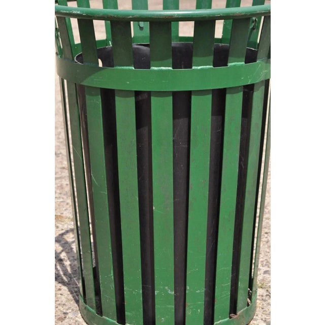Late 20th Century Outdoor Slatted Steel Metal Green Park Trash Can & Liner - 24 Gallon For Sale In Philadelphia - Image 6 of 10