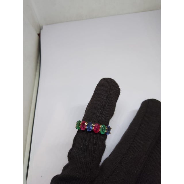 Modern Natural Multi Gemstone 1.40cts Ring in 14k Gold For Sale - Image 3 of 8