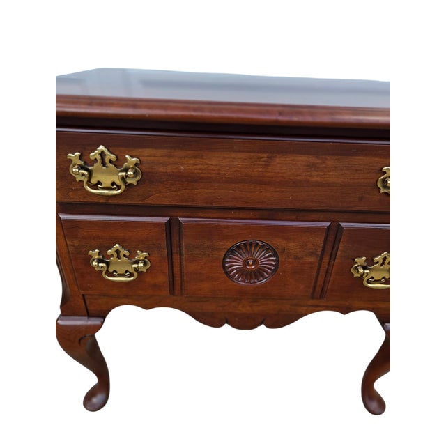 1980s Pennsylvania House End Table Nightstand Low Boy Cherry Chippendale Silver Chest For Sale In Philadelphia - Image 6 of 17