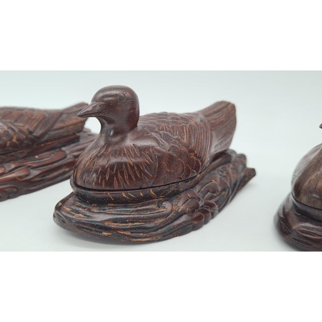 Carved Wooden Containers Shaped Like Birds, 1960s, Set of 3 For Sale - Image 12 of 13