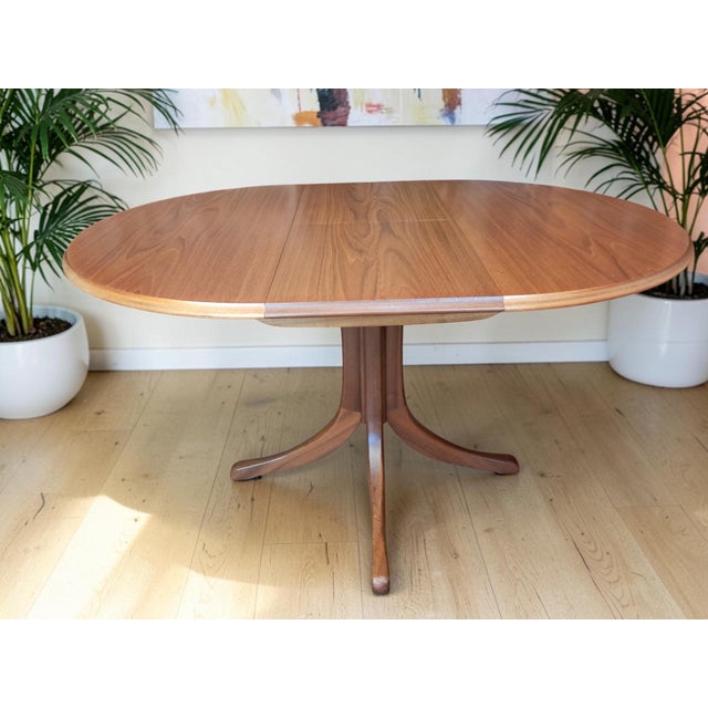 Mid-Century Teak Extending Dining Table and Chairs, 1970s, Set of 5 For Sale - Image 13 of 18