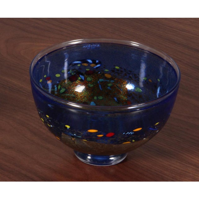 Bertil Vallien vase in art glass. Made by Kosta Boda. Signed. This piece is attributed to the mentioned designer/maker. It...