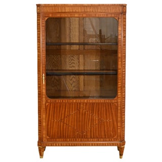 Vintage Bookcase in Flamed Mahogany For Sale
