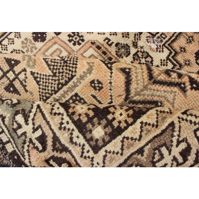 1950s 1950s Semi Vintage Shiraz Rug - 5′ × 7′8″ For Sale - Image 5 of 13