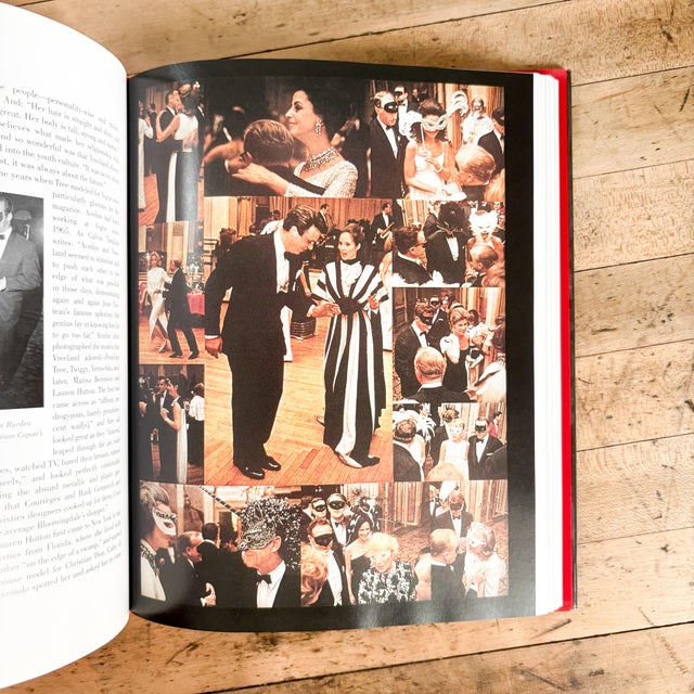 Signed Diana Vreeland by Eleanor Dwight, 1st Edition 2002 Fashion Book For Sale - Image 11 of 13