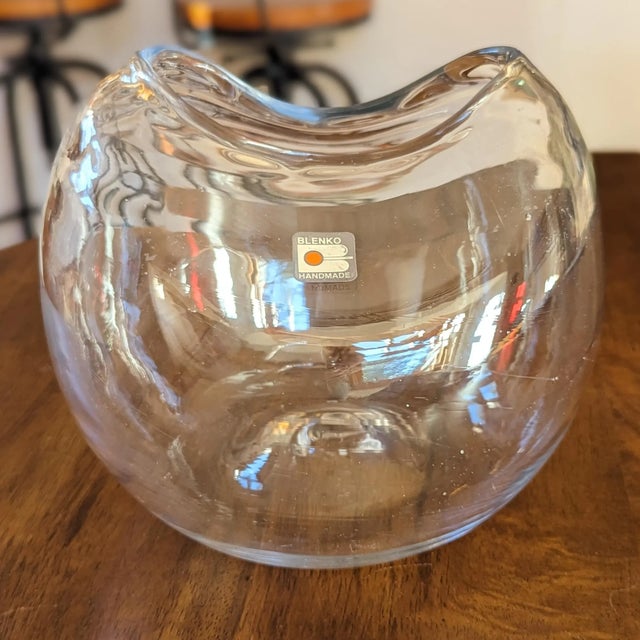 Mid-Century Modern Blenko Art Glass Large Clear Pinched Globe Vase Rose Fish Bowl 1982-1999 For Sale - Image 3 of 12