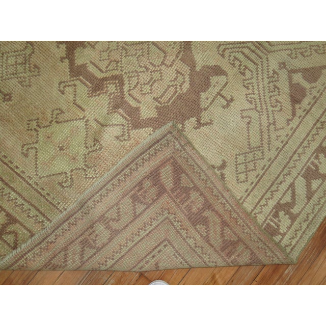 Neutral Antique Turkish Oushak Foyer Rug For Sale - Image 11 of 18