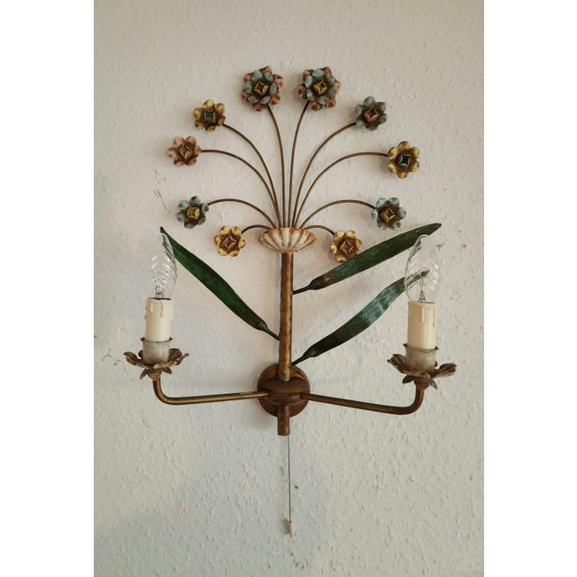 Mid-Century Modern Hand-Forged and Hand-Painted Florentine Wall Light, 1950s For Sale - Image 3 of 18
