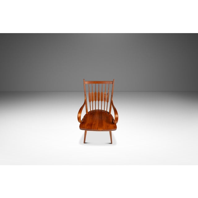 Set of Two (2) Mid-Century Modern Windsor Centennial Chairs in Solid Walnut Attributed to Kipp Stewart for Drexel, Usa, C. 1960's For Sale In Orlando - Image 6 of 18