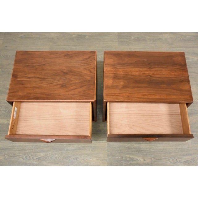 Lane Furniture 1960s Refinished Walnut Nightstands by Lane Perception - A Pair For Sale - Image 4 of 10