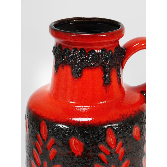 Tall Fat Lava Art Pottery Floor Vase attributed to Scheurich, Western Germany, 1970s For Sale - Image 16 of 17