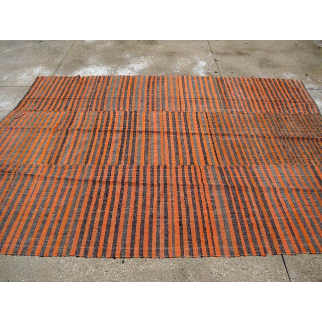 Galerie Shabab Collection Mid-20th Century Turkish Textile Flatweave Kilim Rug For Sale In New York - Image 6 of 9