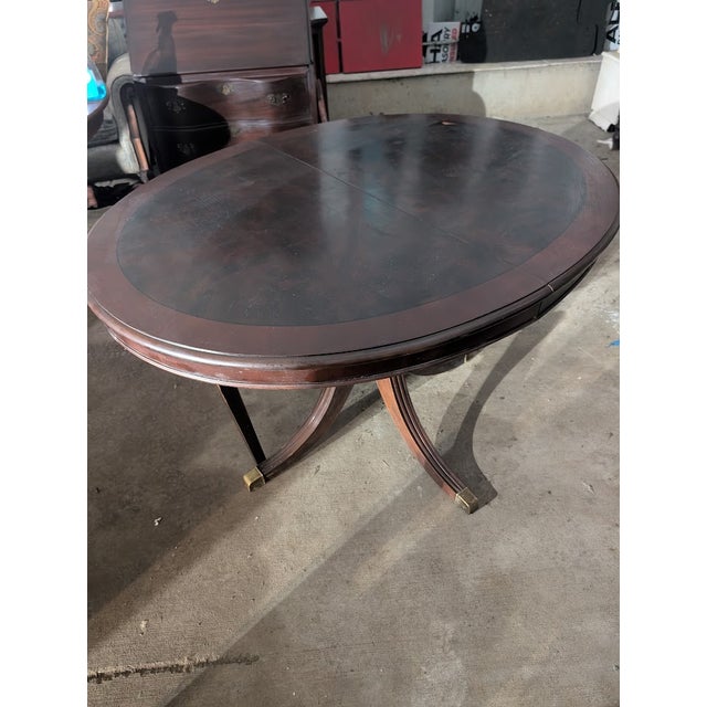 Wood 1970s Drexel Chippendale Mahogany Round Pedestal Dining Table For Sale - Image 7 of 10