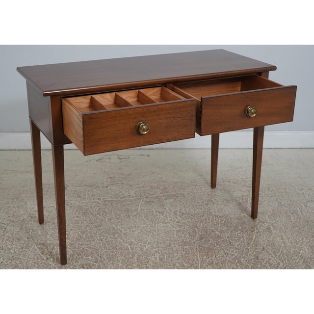 Traditional Kittinger Colonial Williamsburg 2 Drawer Table For Sale - Image 3 of 18