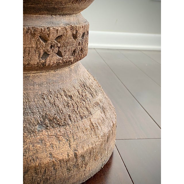 Wood Made Goods Marek Mango Wood Drum Side Table – Sculptural Carved Pedestal, Organic Modern For Sale - Image 7 of 13