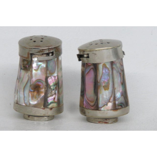 Mexican Salt and Pepper Shaker Pair 2pc Alpaca Silver Abalone Shell 5191b For Sale - Image 12 of 14