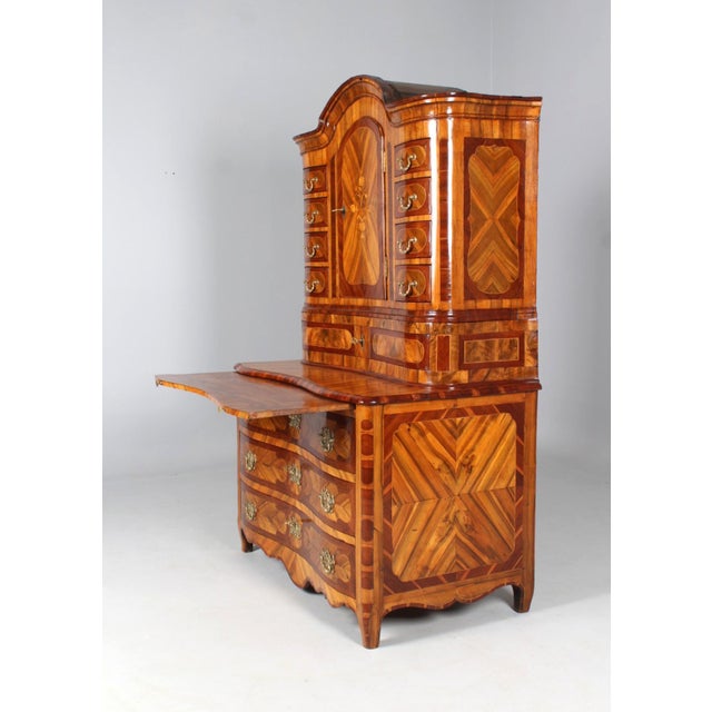 Antique Brown Buffet, 1770s For Sale - Image 4 of 17